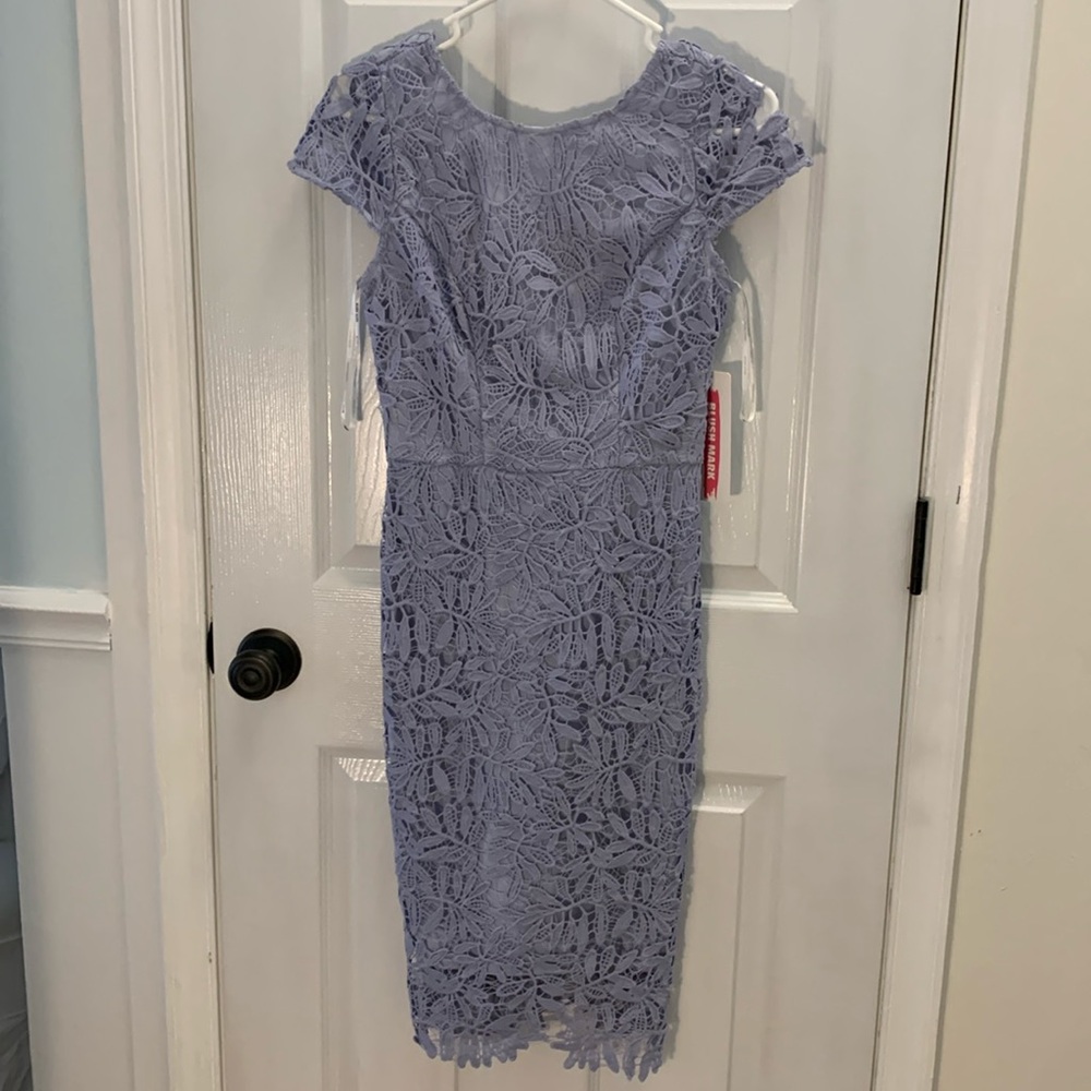 Beautiful dress new with tags size small